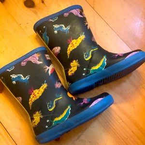 Hunter rain boots 9 little kid